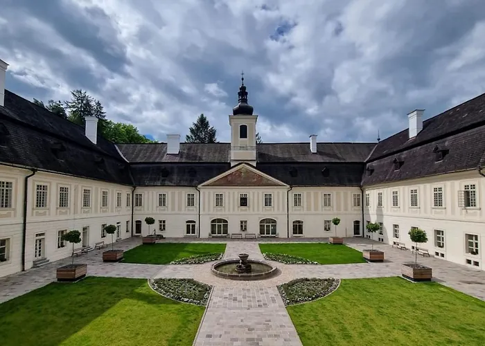 štvorlístok * Svätý Anton